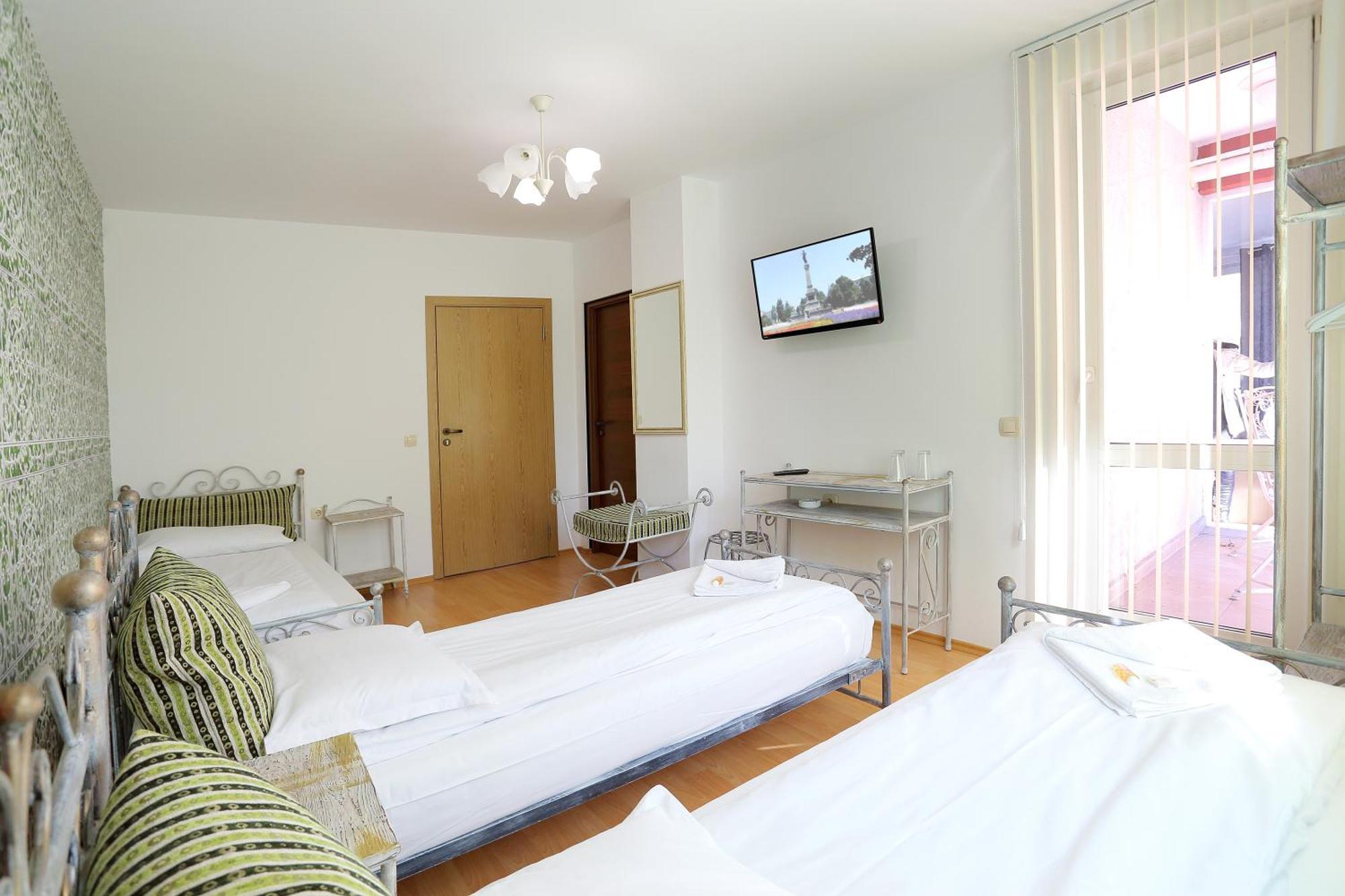 Family Hotel Amor Ρούσε Εξωτερικό φωτογραφία