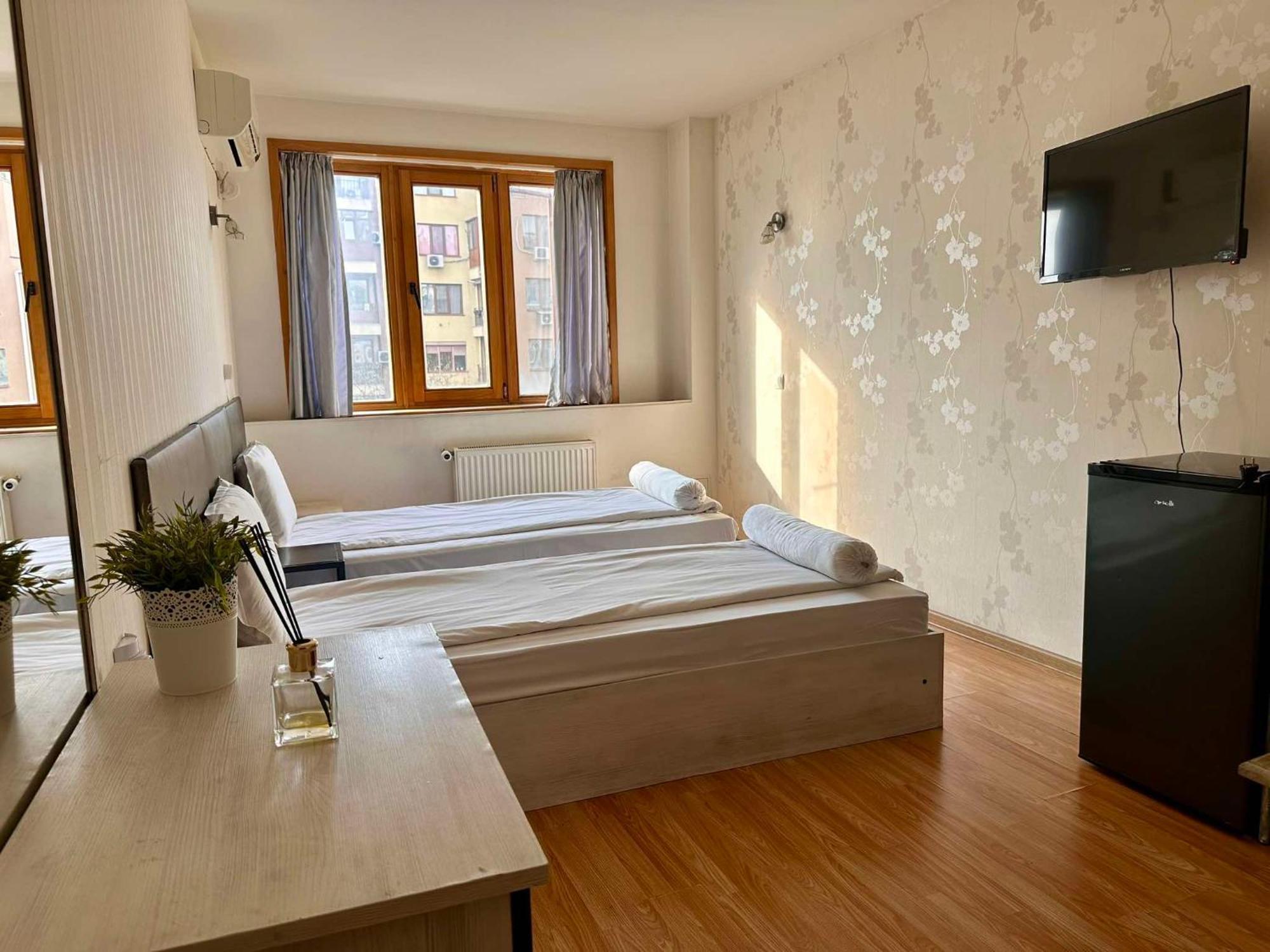 Family Hotel Amor Ρούσε Εξωτερικό φωτογραφία