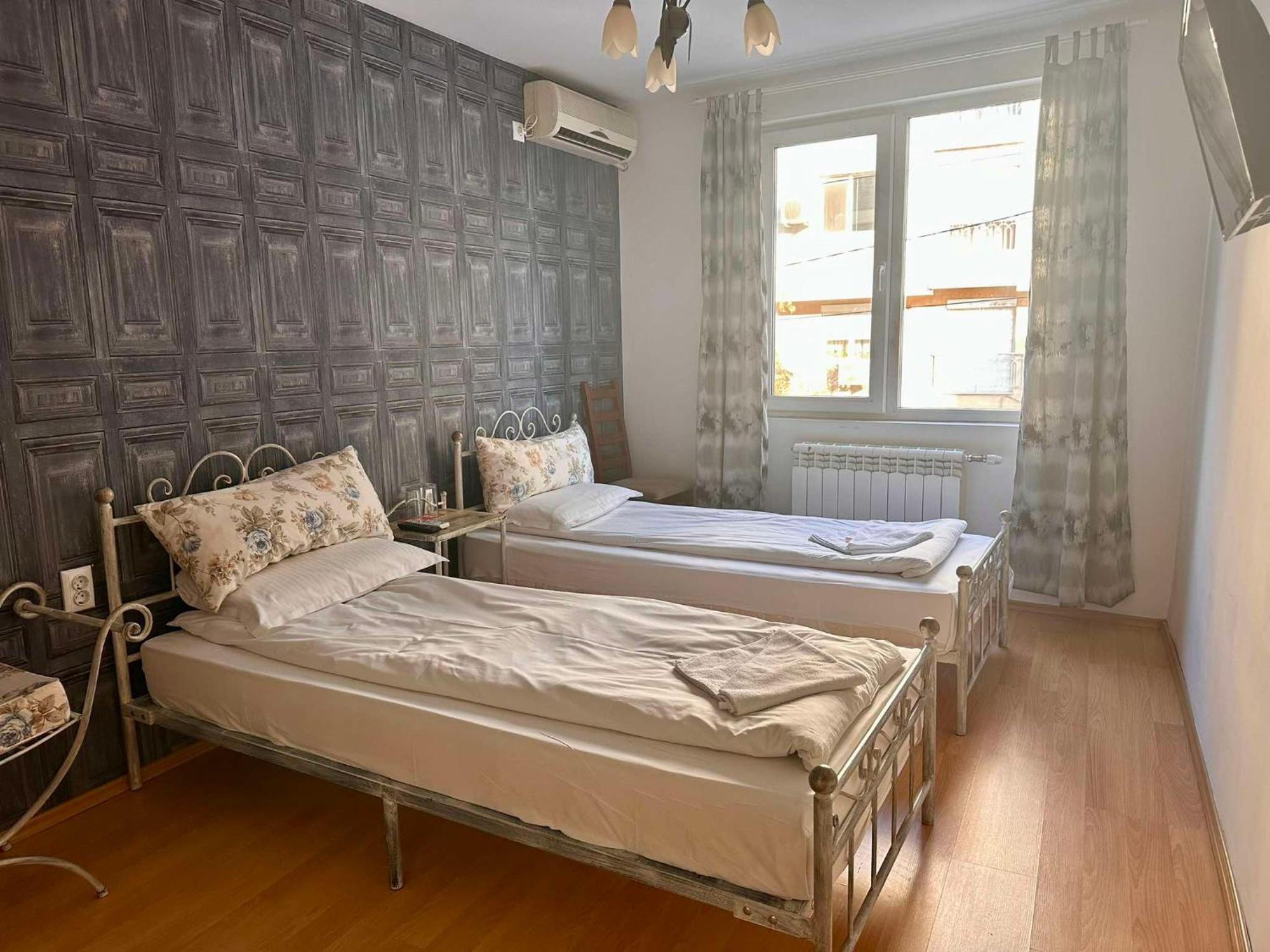 Family Hotel Amor Ρούσε Εξωτερικό φωτογραφία