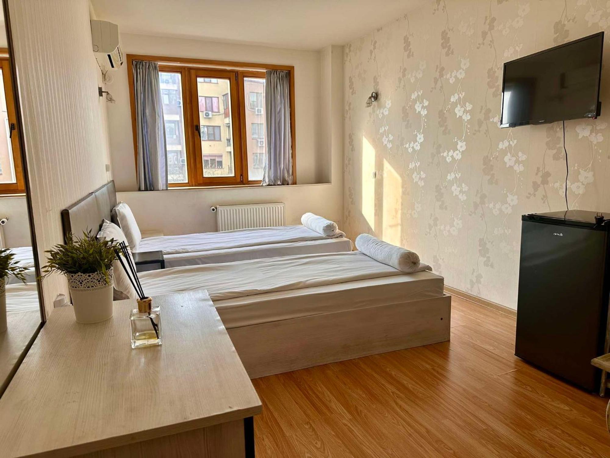Family Hotel Amor Ρούσε Εξωτερικό φωτογραφία