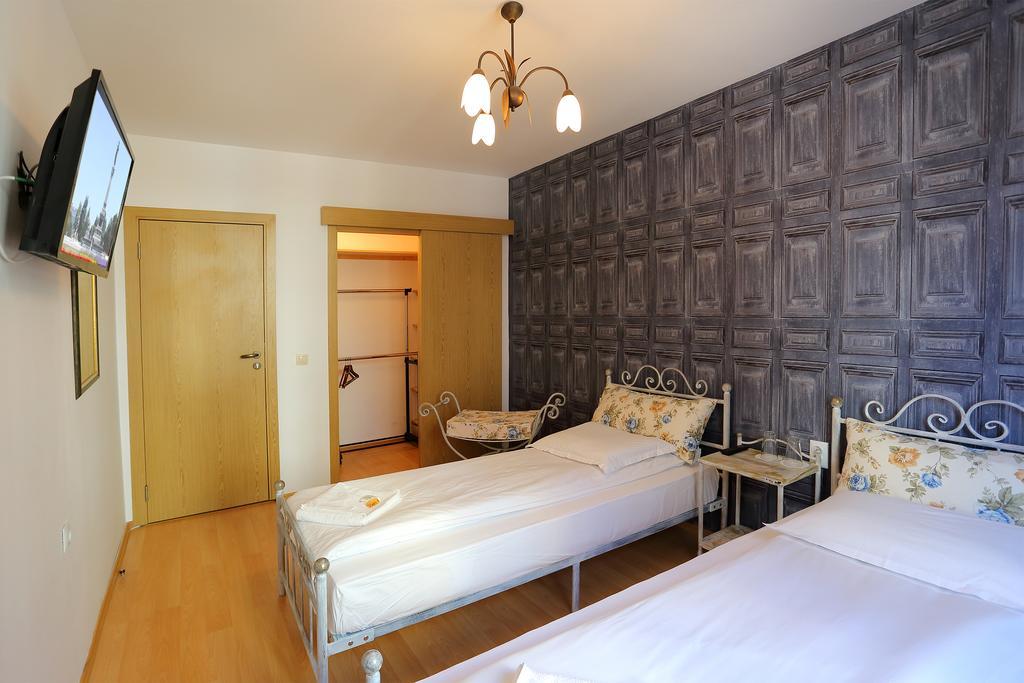 Family Hotel Amor Ρούσε Εξωτερικό φωτογραφία