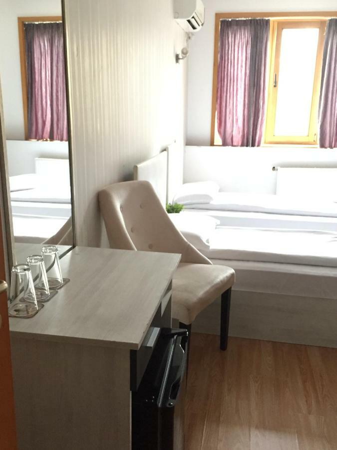 Family Hotel Amor Ρούσε Εξωτερικό φωτογραφία